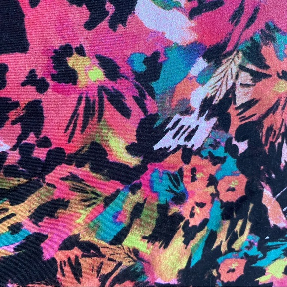 🌺 GUESS FLORAL- BODYCON DRESS/ SIZE XS 🌺 - Picture 3 of 11